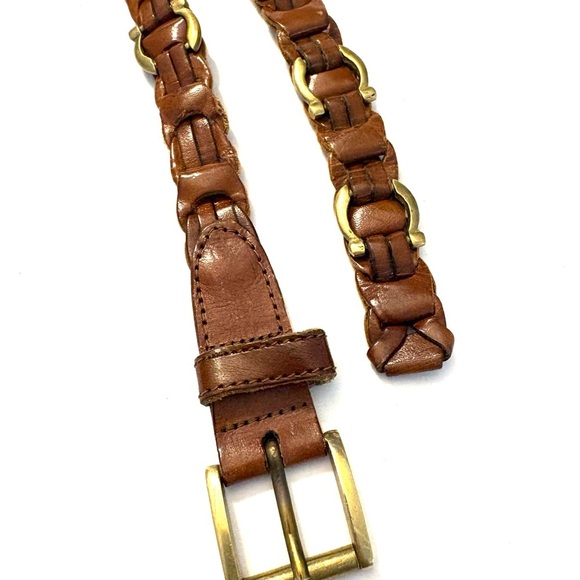 CAPEZIO Vintage
Leather Belt, Braided
Loop Design with Brass 
Buckle